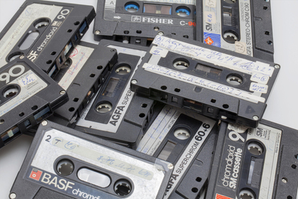 В сети вспомнили кассеты из 80-х и принялись тосковать по прошлому