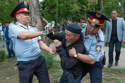 В Казахстане задержали 700 участников митингов