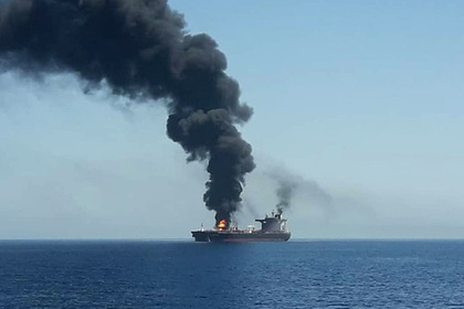 Названо число россиян на атакованном в Оманском заливе танкере