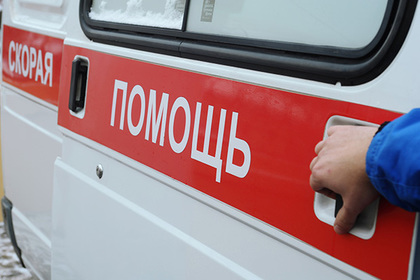 Упавший на проходной больницы россиянин не дождался помощи и умер