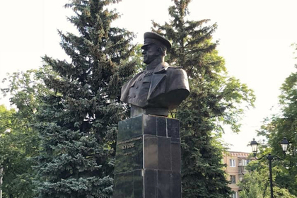 В Харкькове восстановили памятник Жукову