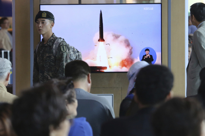 Северная Корея испытала ракету неопознанной модели