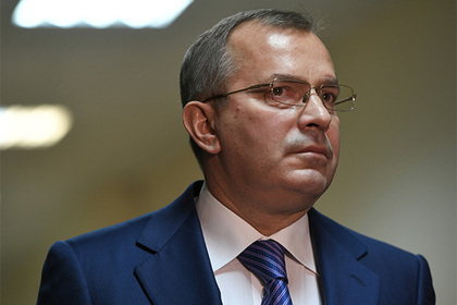 Разыскиваемого СБУ соратника Януковича сняли с выборов в Раду
