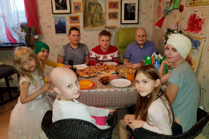 Больных раком российских детей передумали выселять из квартиры