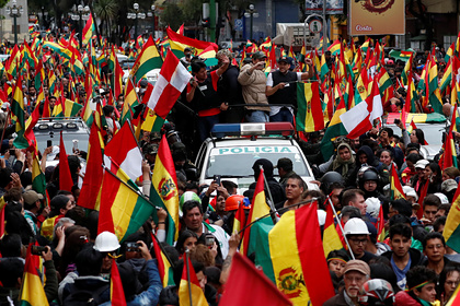 Протестующие напали на дом президента Боливии и попытались его арестовать